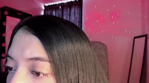 Snapshot of adorabolt chatting on February 24, 10:14 pm Stormi online show from February 24, 10:14 pm