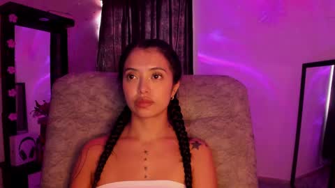 Snapshot of adorabolt chatting on February 27, 10:53 pm Stormi online show from February 27, 10:53 pm