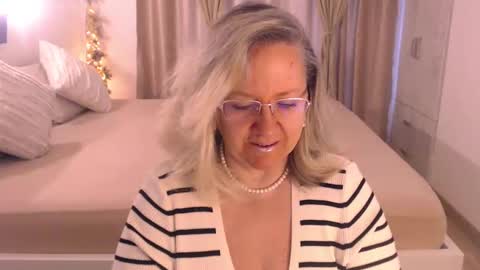 Cryna online show from February 20, 9:55 am