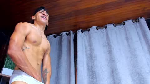 Snapshot of adrian_rae chatting on January 4, 2:46 pm online show from January 4, 2:46 pm