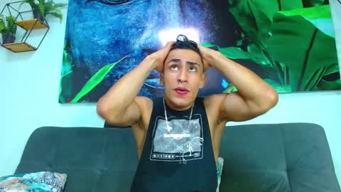 Snapshot of adrian_rae chatting on January 22, 11:45 am online show from January 22, 11:45 am