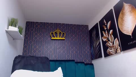 Snapshot of adrian_rae chatting on March 6, 2:51 pm online show from March 6, 2:51 pm