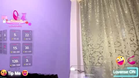 adriannalyly online show from September 13, 11:32 am