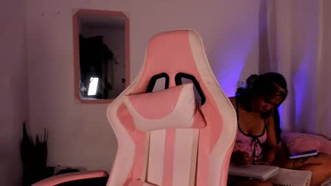 adrianny online show from November 9, 2:10 am