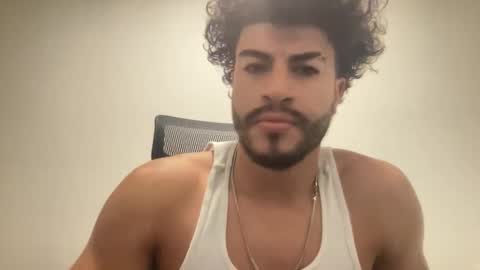 adriano guapo online show from November 30, 1:09 am