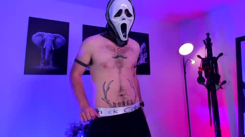 Snapshot of adrianwilliams_ chatting on February 4, 12:08 am Adrian Williams online show from February 4, 12:08 am