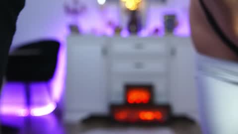 Aelia online show from October 26, 5:13 am