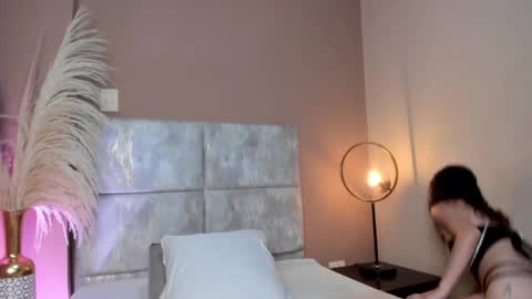 aelinduvalier online show from November 7, 6:08 pm