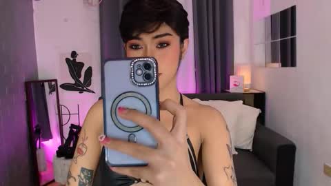 aeshamargaux online show from September 13, 8:03 am