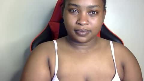 stella online show from October 31, 3:46 pm