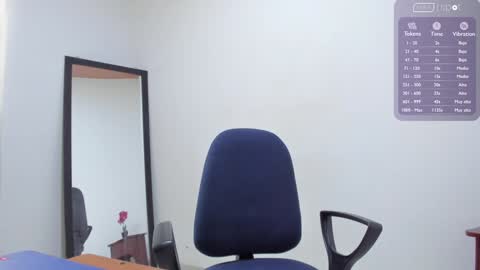 Lorena online show from December 18, 6:03 pm