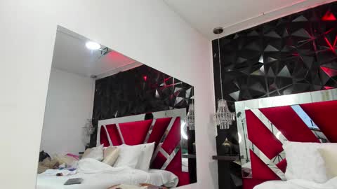 Afrodita  online show from September 17, 1:35 pm