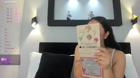 Snapshot of afrodytasky chatting on December 15, 1:32 pm A F R O D I T A online show from December 15, 1:32 pm