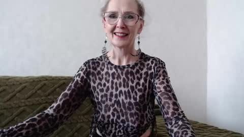 Snapshot of agatha_moore_ chatting on January 14, 6:02 am Agatha online show from January 14, 6:02 am