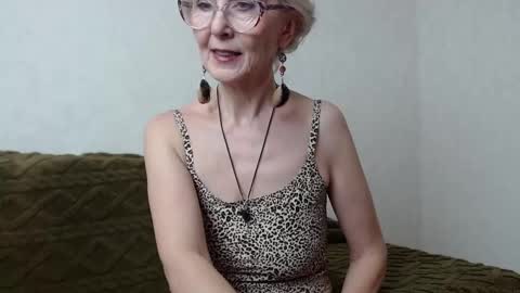Snapshot of agatha_moore_ chatting on January 20, 12:07 pm Agatha online show from January 20, 12:07 pm