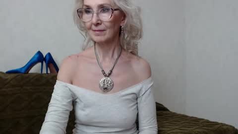 Snapshot of agatha_moore_ chatting on January 21, 9:04 pm Agatha online show from January 21, 9:04 pm