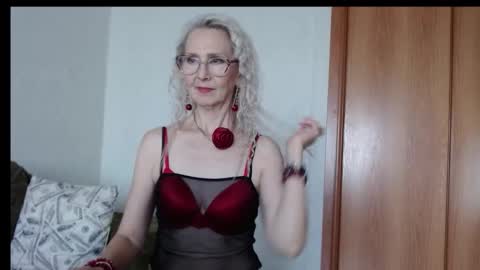 Snapshot of agatha_moore_ chatting on September 23, 5:54 am Agatha online show from September 23, 5:54 am