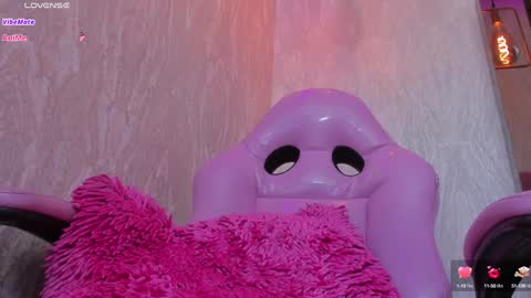 LUNNA online show from January 30, 9:36 pm