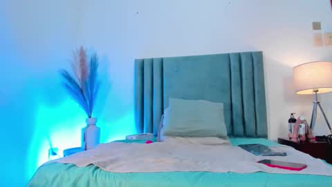 Agathaa white online show from February 24, 2:48 pm