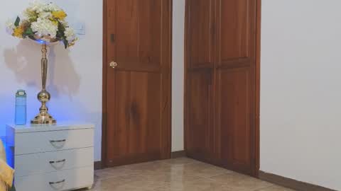 Agathaa white online show from September 15, 11:43 am