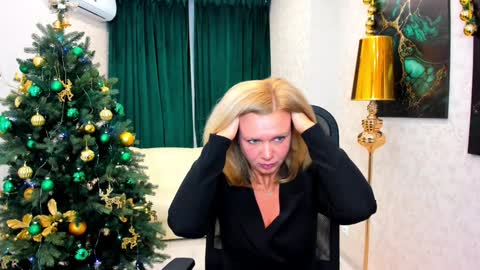 Agatha online show from December 28, 4:08 am