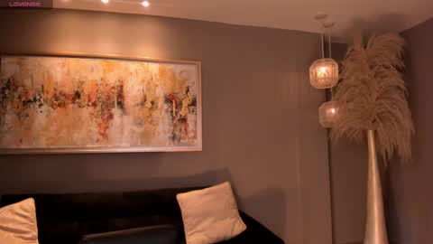 Agatha online show from March 10, 1:01 am