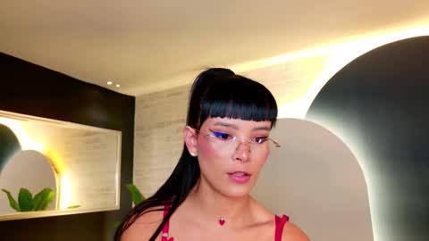 Agatha online show from November 6, 9:26 pm