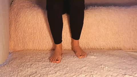 Snapshot of agent_pr0vocateur chatting on February 8, 7:37 am Sasha online show from February 8, 7:37 am