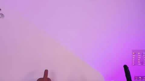 Maggie   online show from November 11, 10:43 pm