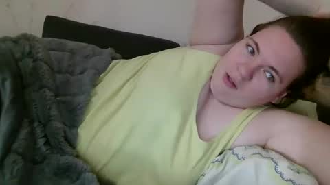 Snapshot of aglaya_fame chatting on January 4, 11:33 am Aglaya Fame online show from January 4, 11:33 am