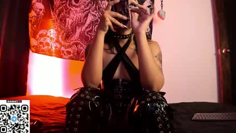 agnes_jones online show from November 29, 12:35 am