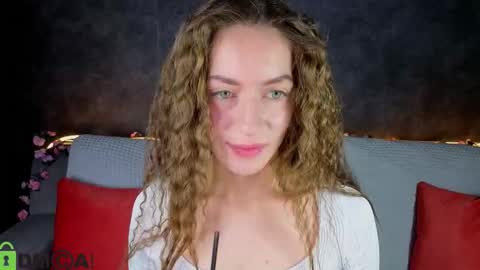 agnes wells online show from November 22, 9:19 am