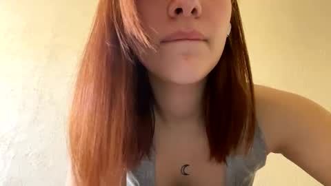 Snapshot of agnes_your chatting on October 18, 9:43 am Agnes online show from October 18, 9:43 am