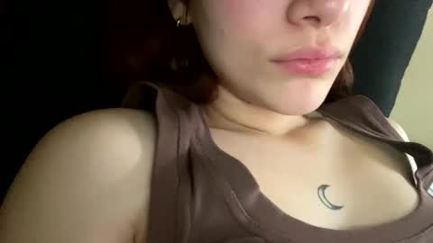 Snapshot of agnes_your chatting on October 24, 10:00 am Agnes online show from October 24, 10:00 am