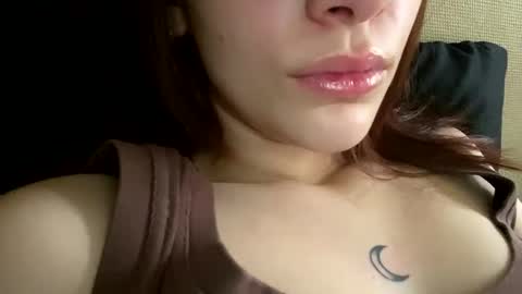 Snapshot of agnes_your chatting on November 24, 9:42 am Agnes online show from November 24, 9:42 am