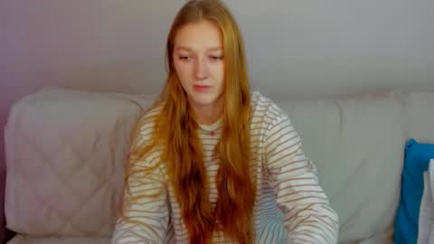 Snapshot of agnesarden chatting on November 13, 12:59 pm AgnesArden online show from November 13, 12:59 pm