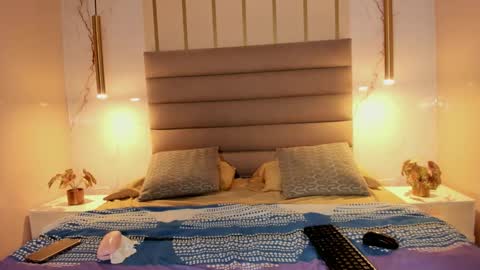 agnesrocuzzo online show from October 21, 11:33 am