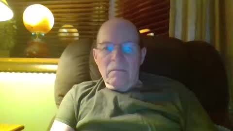 aguynrkfrd online show from February 9, 10:20 am