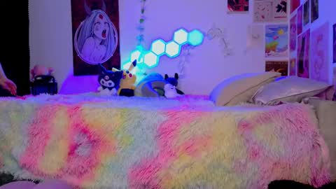 ahri online show from September 11, 4:56 am