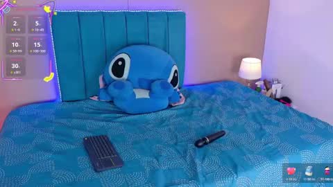 Ahvi Ebony online show from November 24, 11:54 am