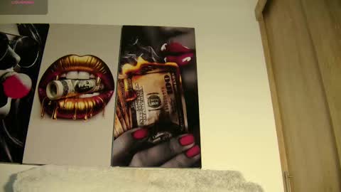 Aida  online show from October 12, 9:19 am