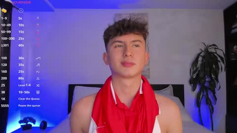 A H  online show from January 30, 8:31 pm