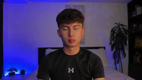 A H  online show from February 11, 2:57 am