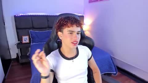 Aiden  online show from November 29, 12:52 pm