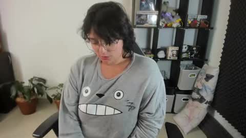 Catalina online show from February 6, 4:36 pm