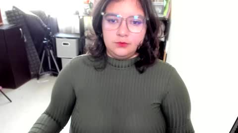 Catalina online show from November 14, 1:10 pm