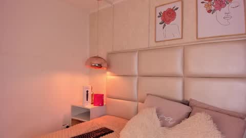 Aily Yozuko online show from October 8, 2:42 am