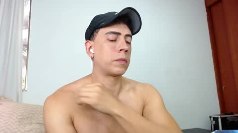 Snapshot of ain_forgge chatting on February 25, 2:44 pm IAN online show from February 25, 2:44 pm