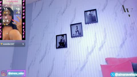 AinaraVelez online show from December 8, 2:49 am