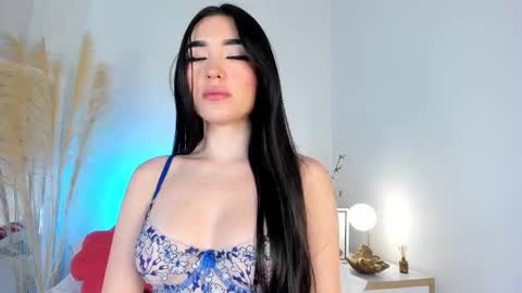 airi  online show from November 13, 1:32 pm